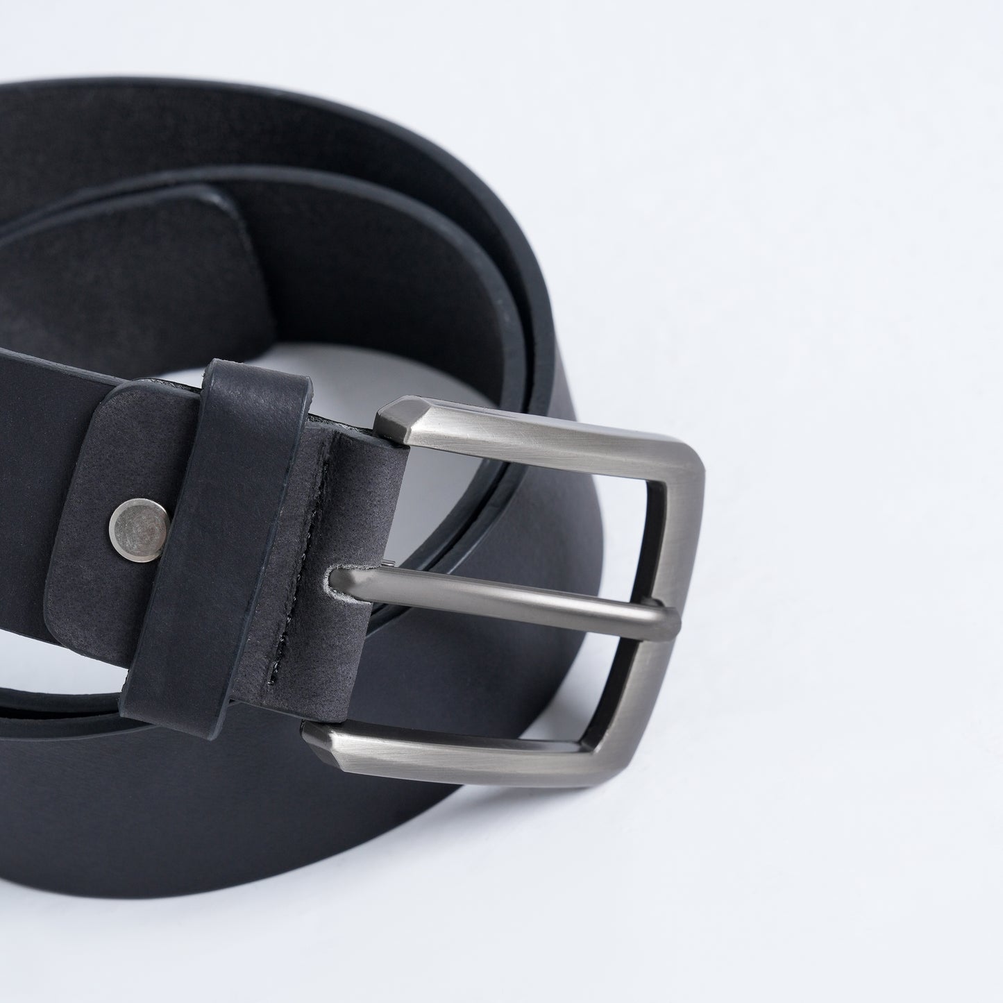 Alvi brun and co (leather belts)